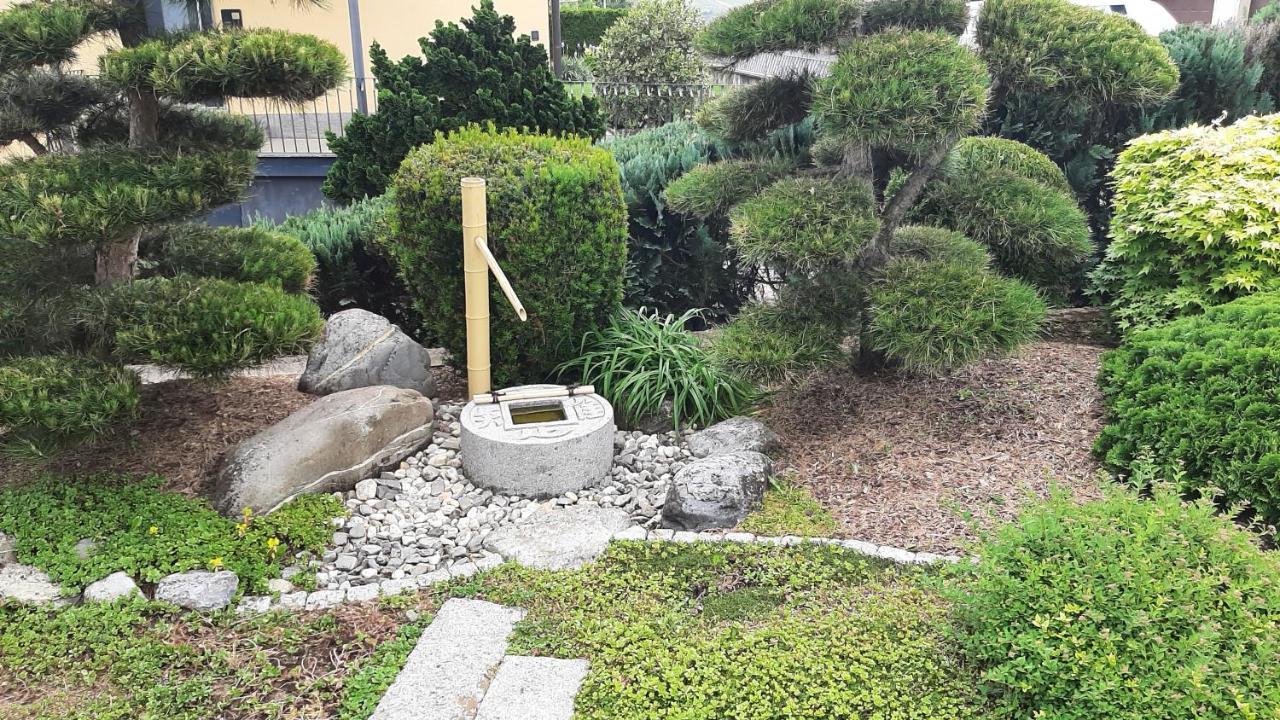 Ferienwohnung Mit Japangarten Karlstadt Exterior foto